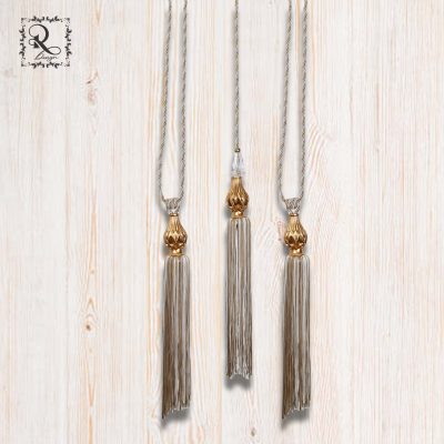 Curtain tassel tieback
