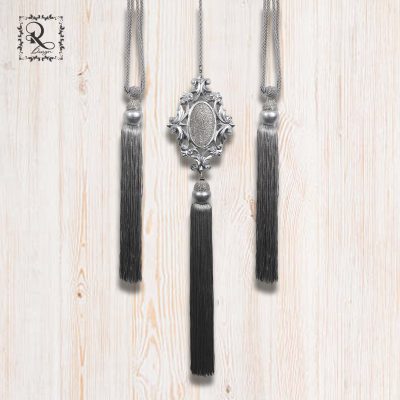 Pendant for curtains