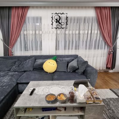 Curtains 23